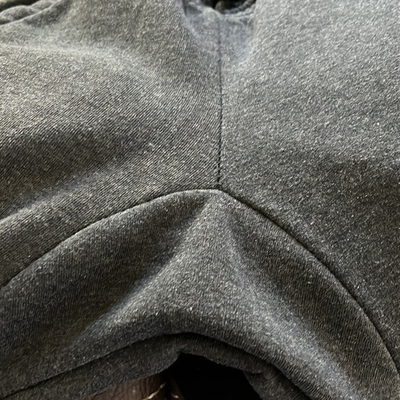 Hype boys sweatpants Size 12/14 waistband smallest 10 1/4” front side to side - Picture 8 of 8